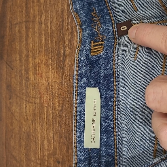KUT from the Kloth Jeans Women's sz 0 Katherine Boyfriend Denim Cropped Jean - Picture 6 of 11